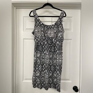 Faded Glory Black-White Plus Size Dress